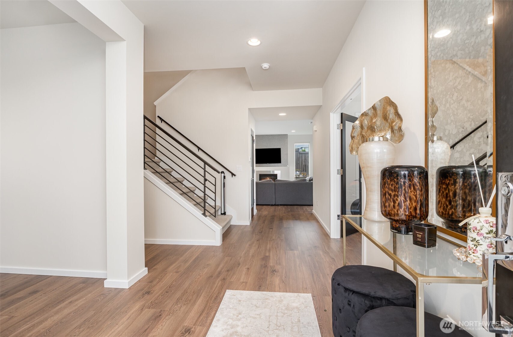 3444 Southeast 19th Way Renton, WA 98058 - Photo 5 of 36