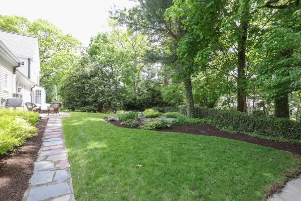 $2,995,000 | 42 Edmunds Road, Wellesley, MA 02481