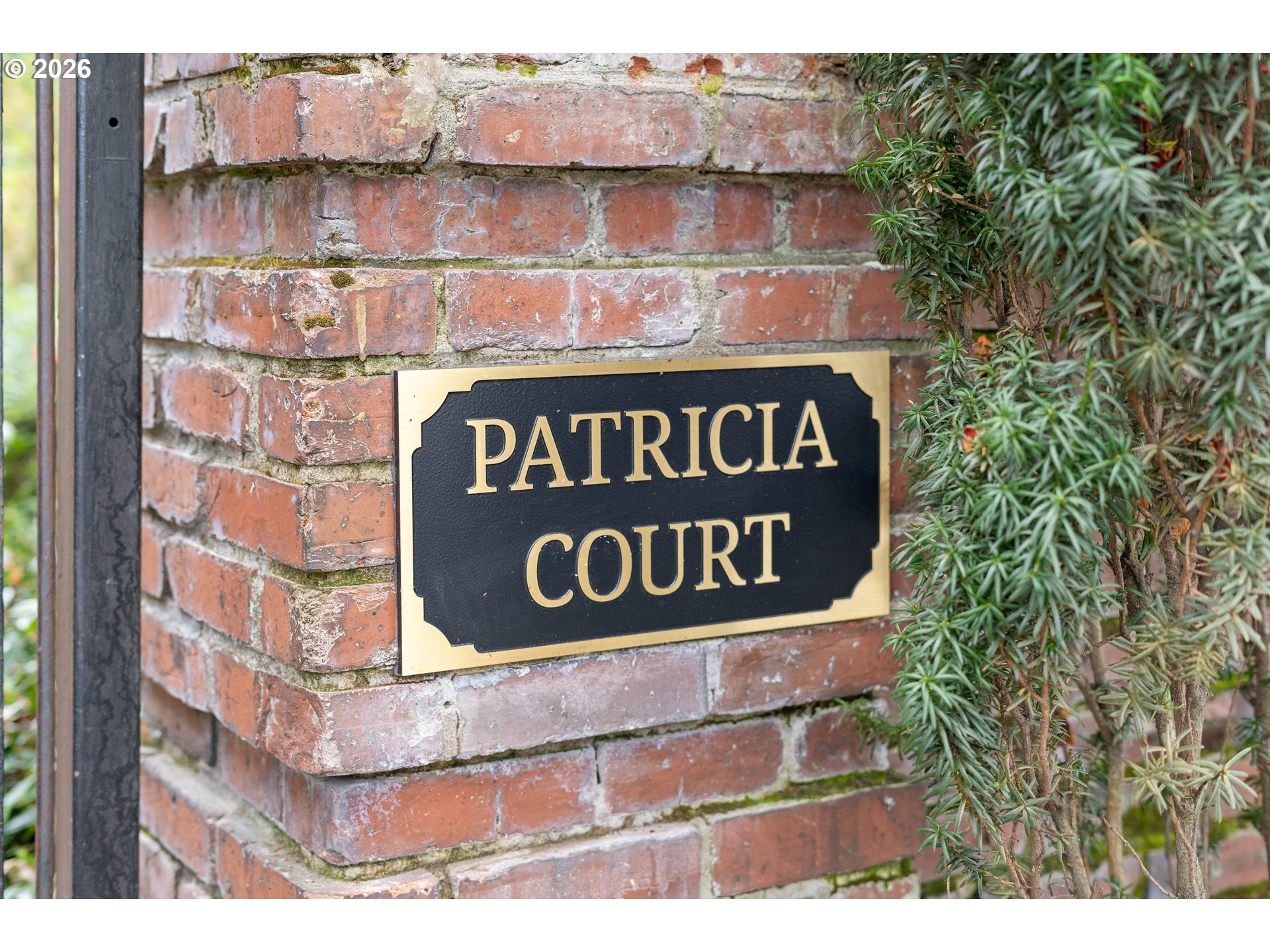 2182 Northwest Hoyt Street, Unit 8 Portland, OR 97210 - Photo 21 of 26 a sign broad in front of a building