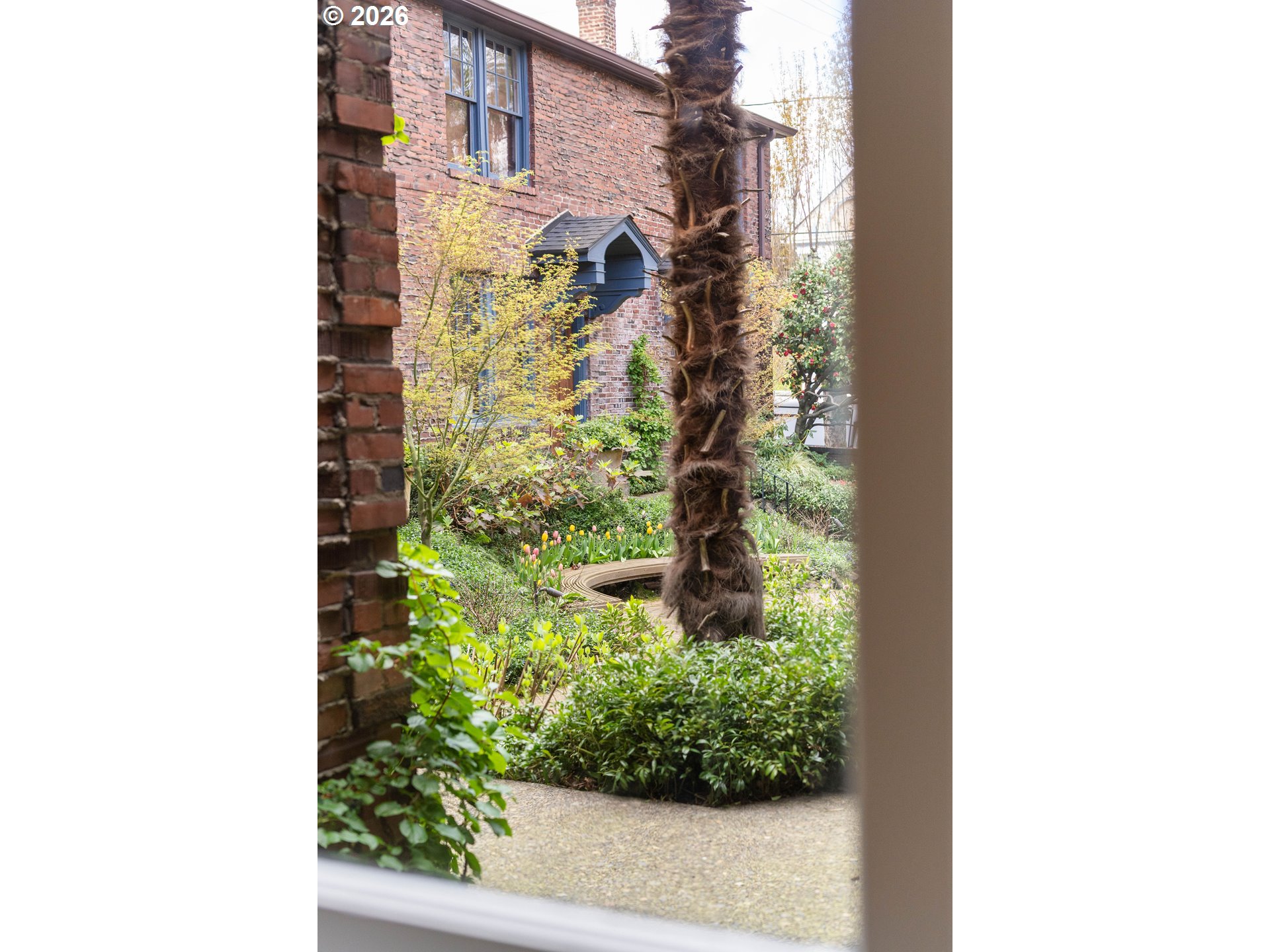 2182 Northwest Hoyt Street, Unit 8 Portland, OR 97210 - Photo 10 of 26