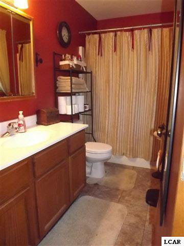 1178 Sutton Road Adrian, MI 49221 - Photo 13 of 16 20101564-13.JPG