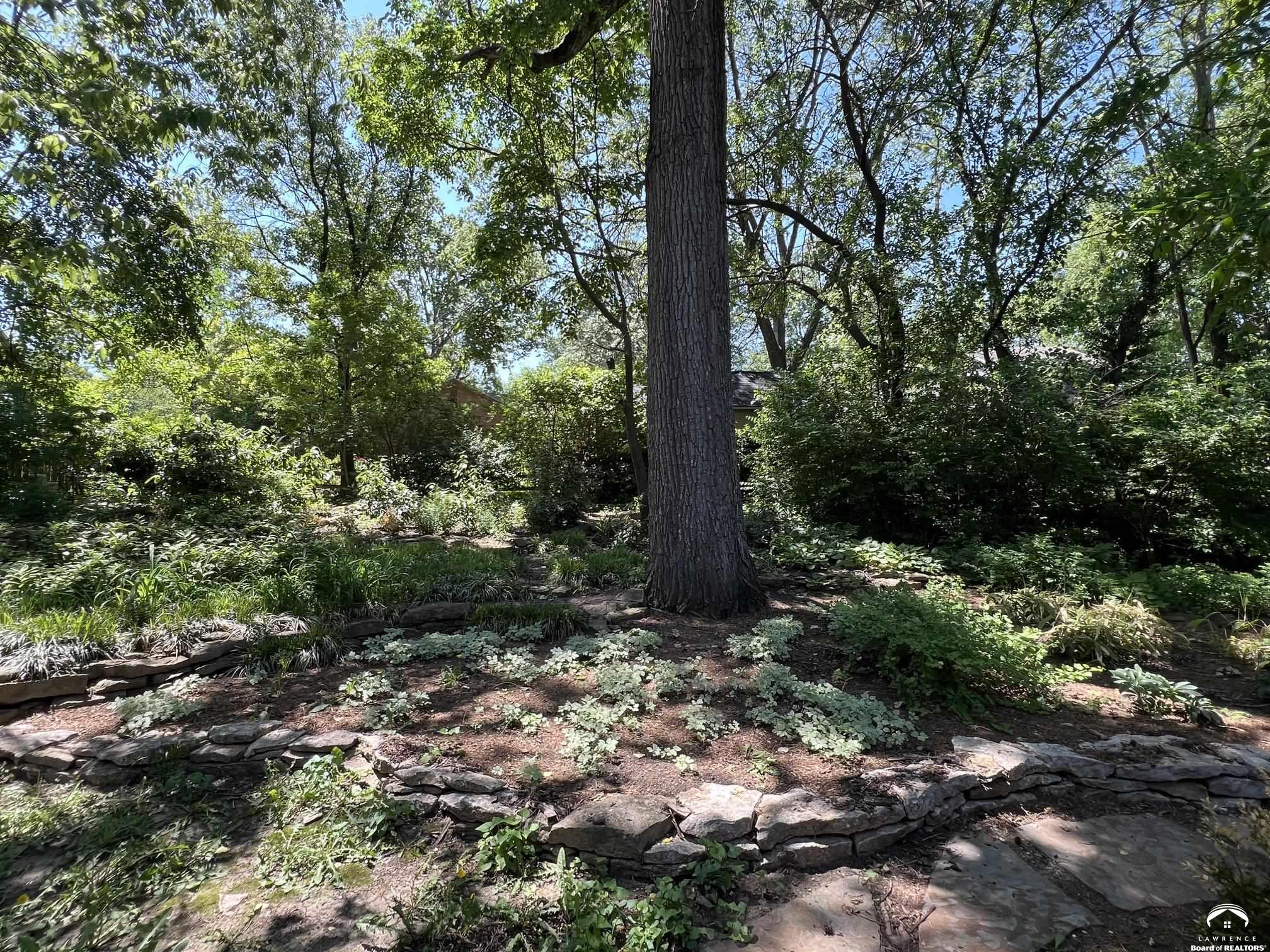 3607 Boulder Court Lawrence, KS 66049 - Photo 31 of 72