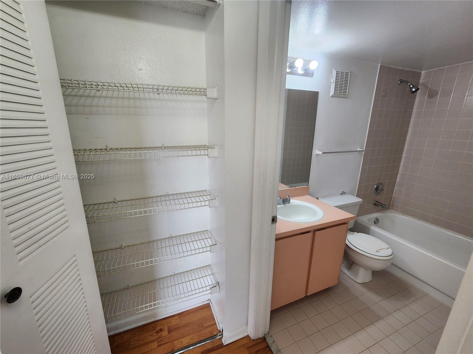 8240 Southwest 210th Street, Unit 302 Cutler Bay, FL 33189 - Photo 12 of 15