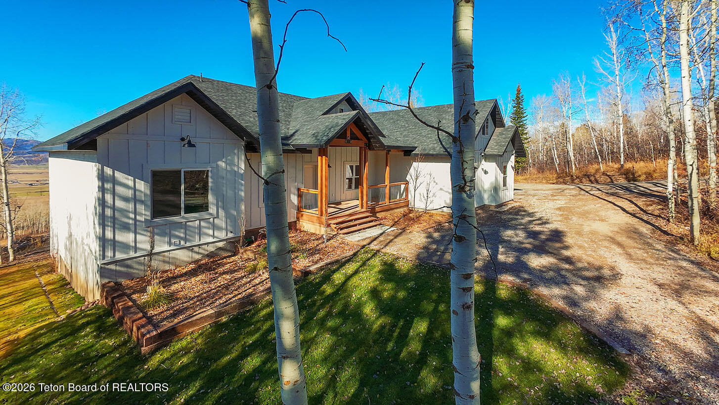 541 Spruce Drive Star Valley Ranch, WY 83127 - Photo 2 of 41 Humpherys home a1010