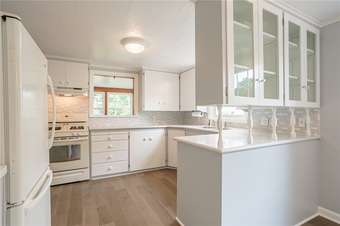 80 South Street Pittsford, NY 14534 - Photo 10 of 46