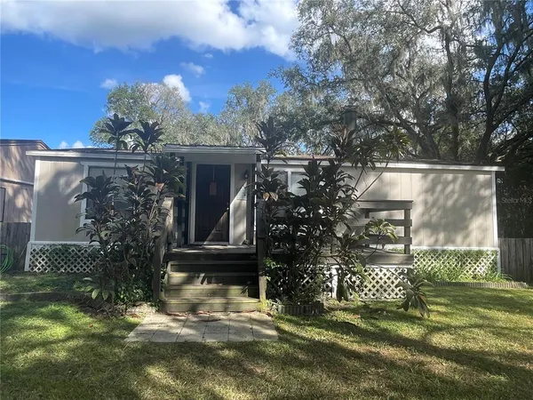 $1,900 | 8824 Overlook Drive, Wesley Chapel, FL 33545