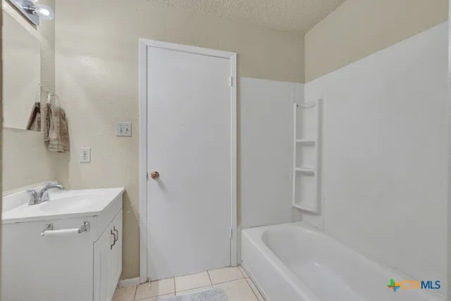 $1,450 | 807 Sturgeon Drive, San Marcos, TX 78666