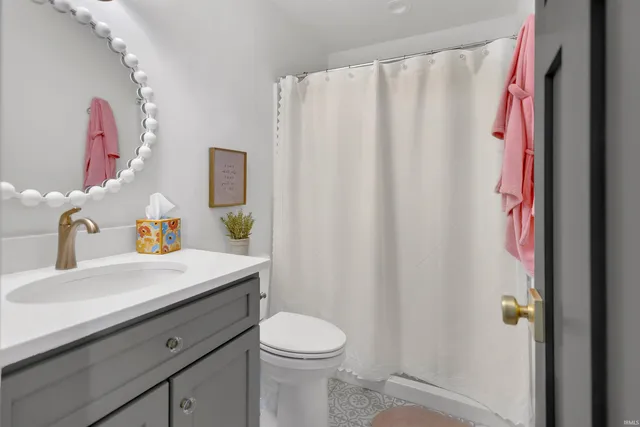 $799,900 | 4504 North Triple Crown Drive, Bloomington, IN 47404