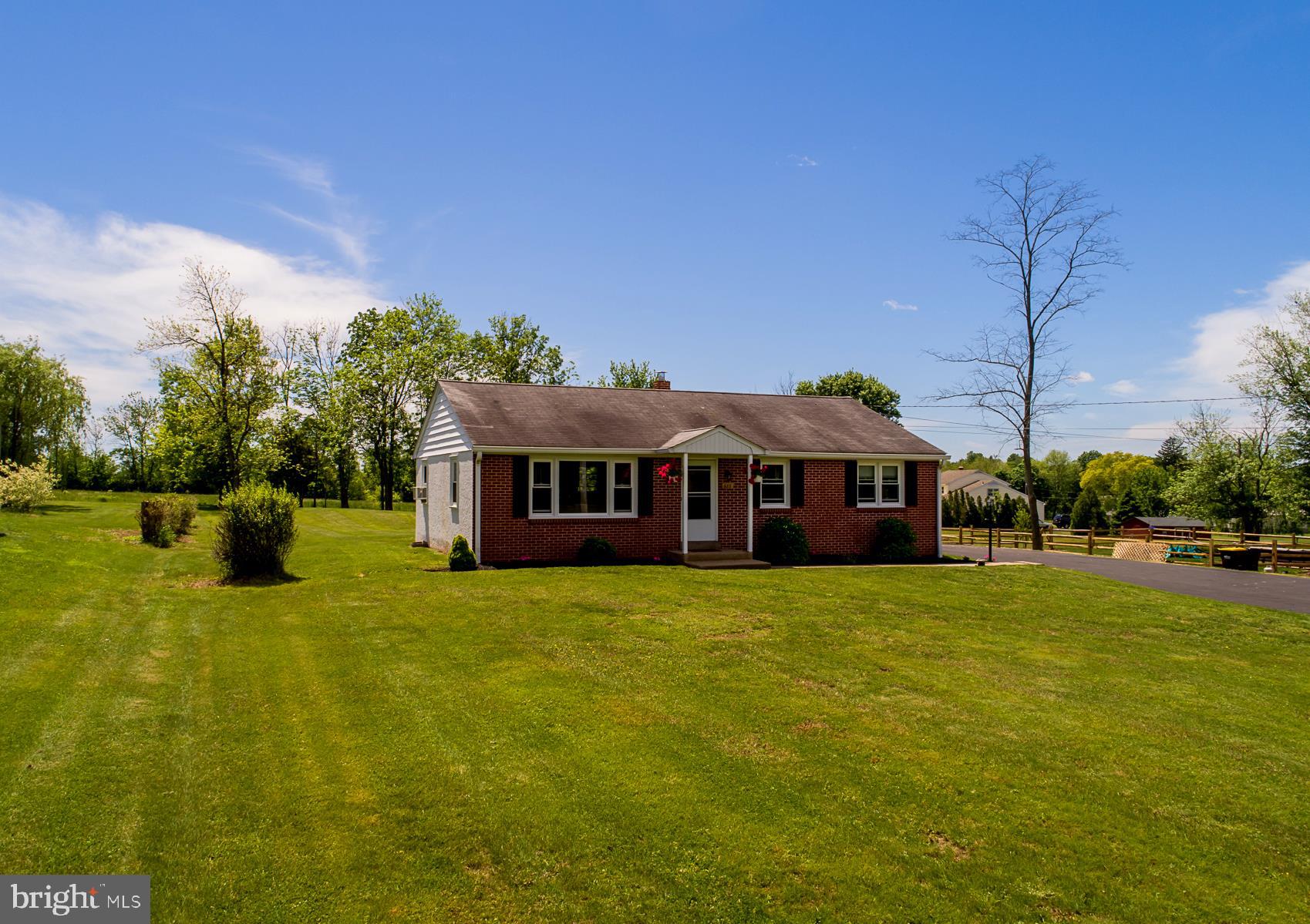 688 Allentown Road Telford, PA 18969 - Photo 4 of 29 Gallery Image 4