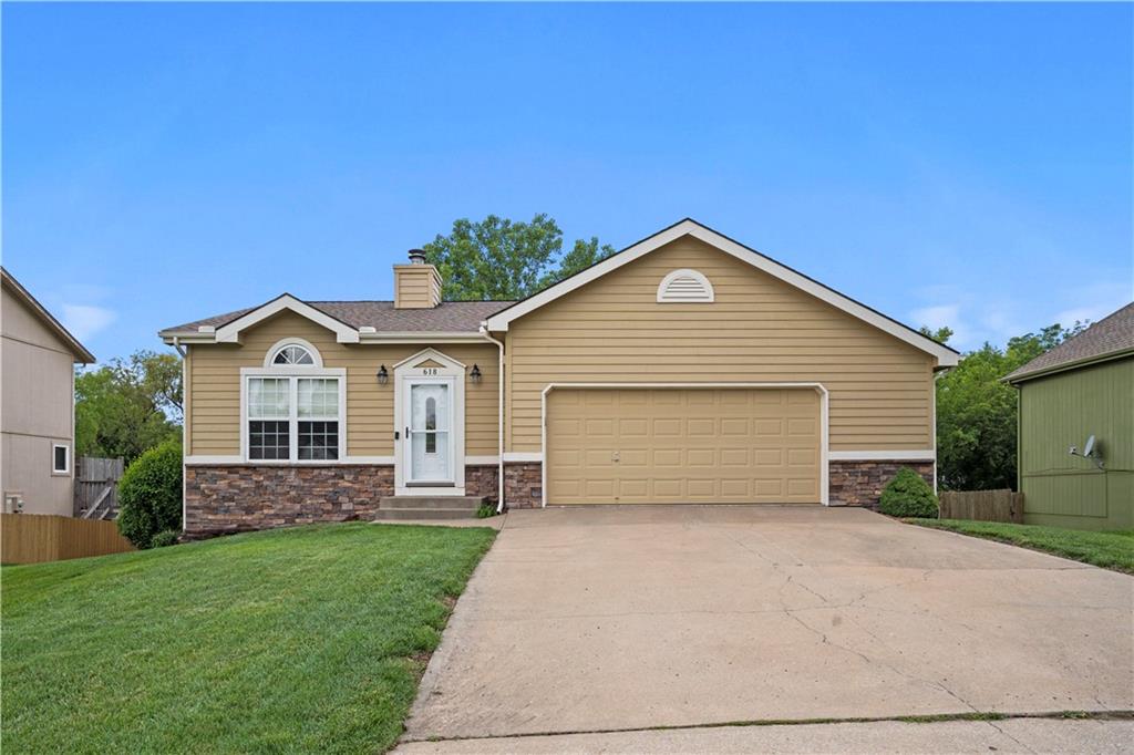 618 Meadow Lane Raymore, MO 64083 - Photo 1 of 1