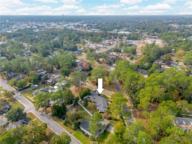 $309,000 | 506 Magnolia Drive, Waycross, GA 31501