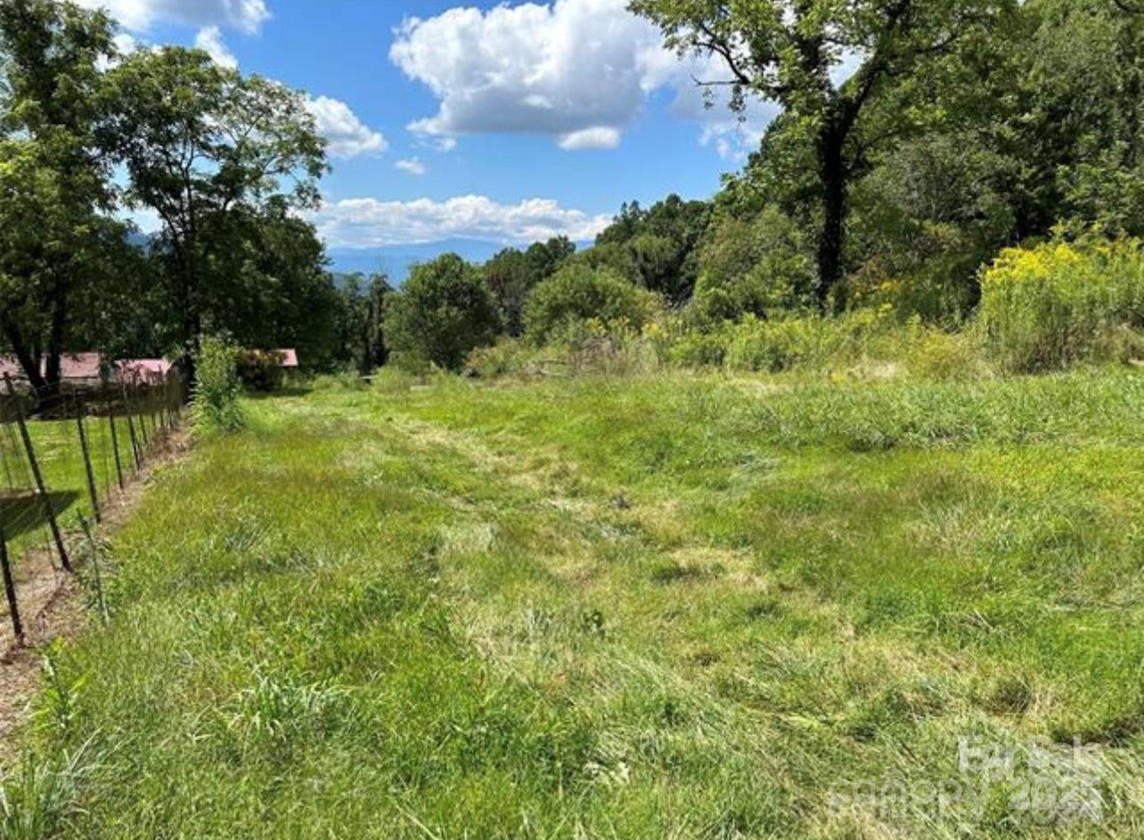 108 Lanning Road Clyde, NC 28721 - Photo 7 of 15