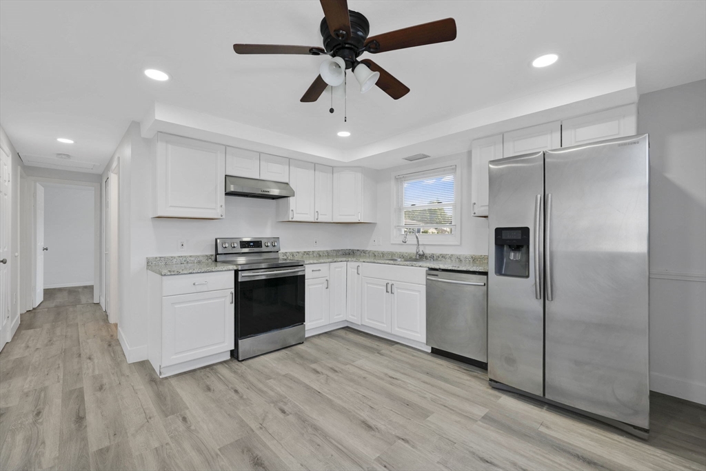 217 Mazarin Street Springfield, MA 01151 - Photo 5 of 33