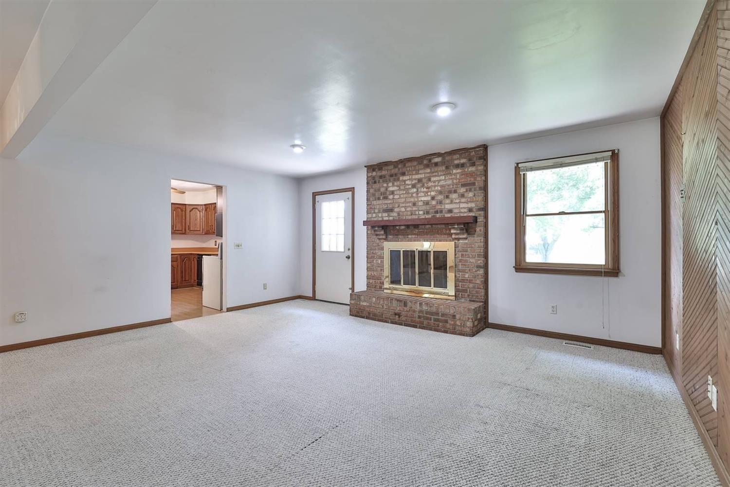 2235 Bell Road Hamilton, OH 45013 - Photo 8 of 38 Gallery Image 8