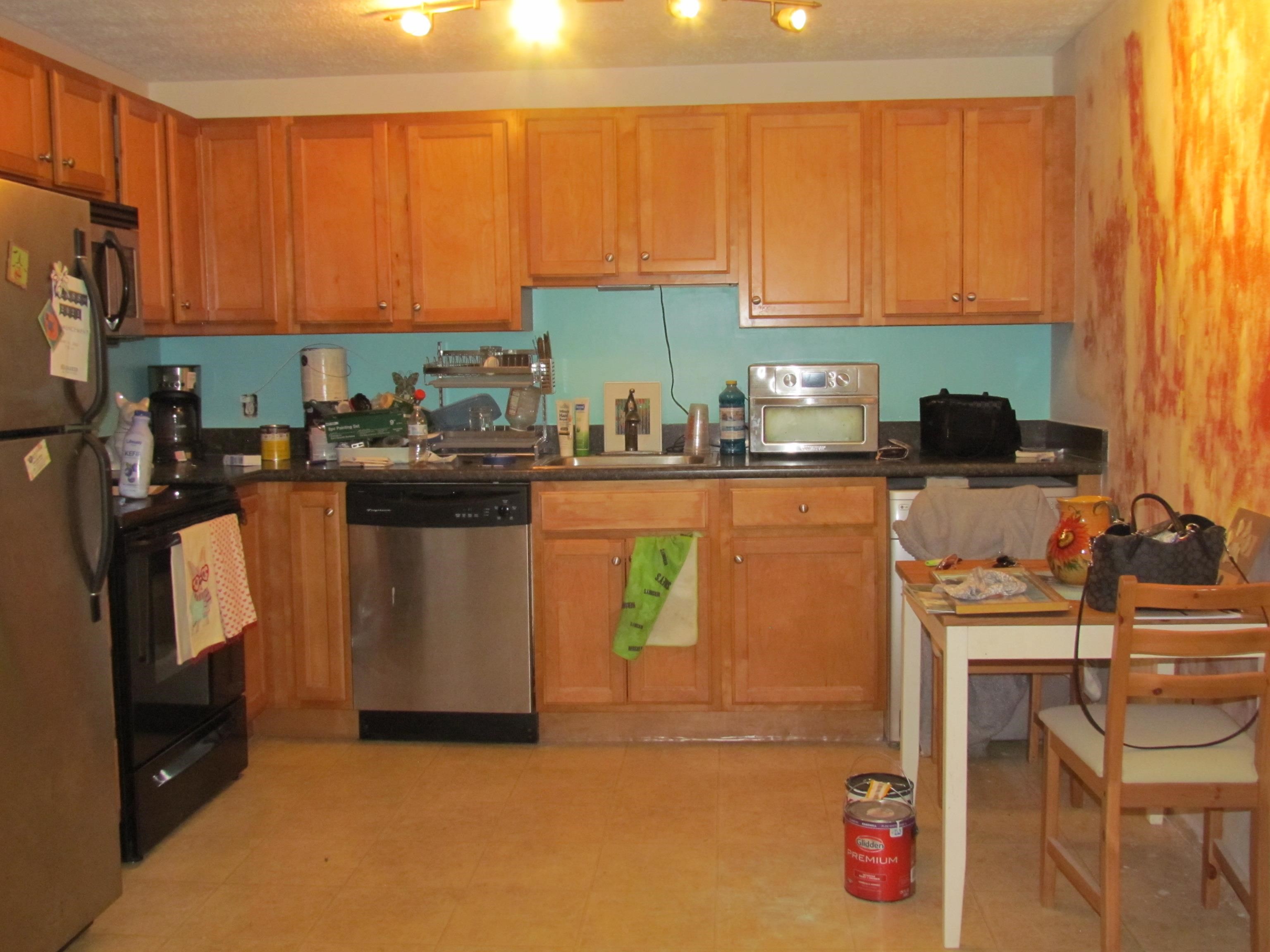 545 Calef Road, Unit 13 Manchester, NH 03103 - Photo 3 of 9