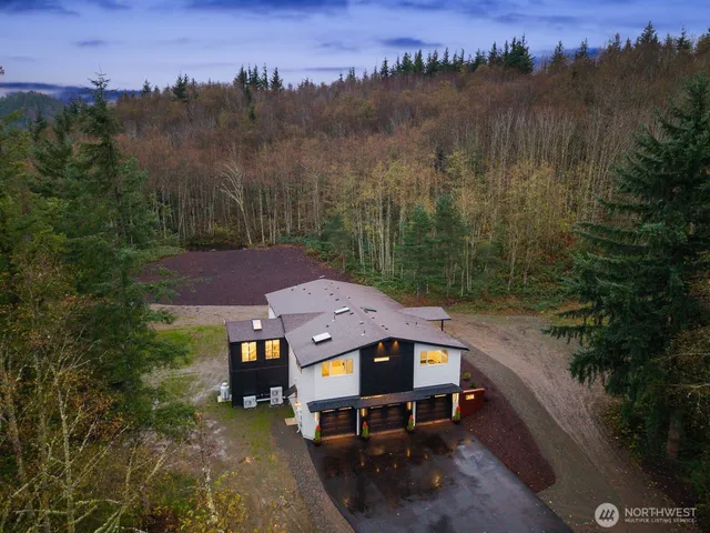 $1,850,000 | 32922 Southeast Kuzak Road, Enumclaw, WA 98022