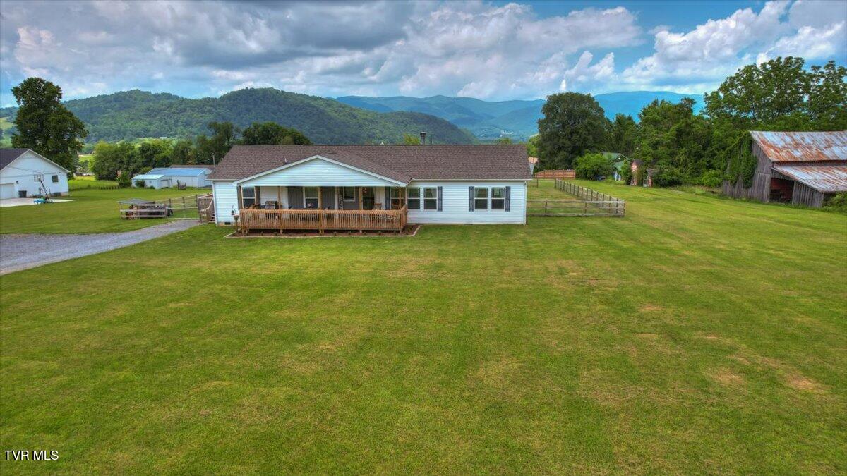 129 Twisted Ridges Road Elizabethton, TN 37643 - Photo 34 of 43 35-129TwistedRidges-1
