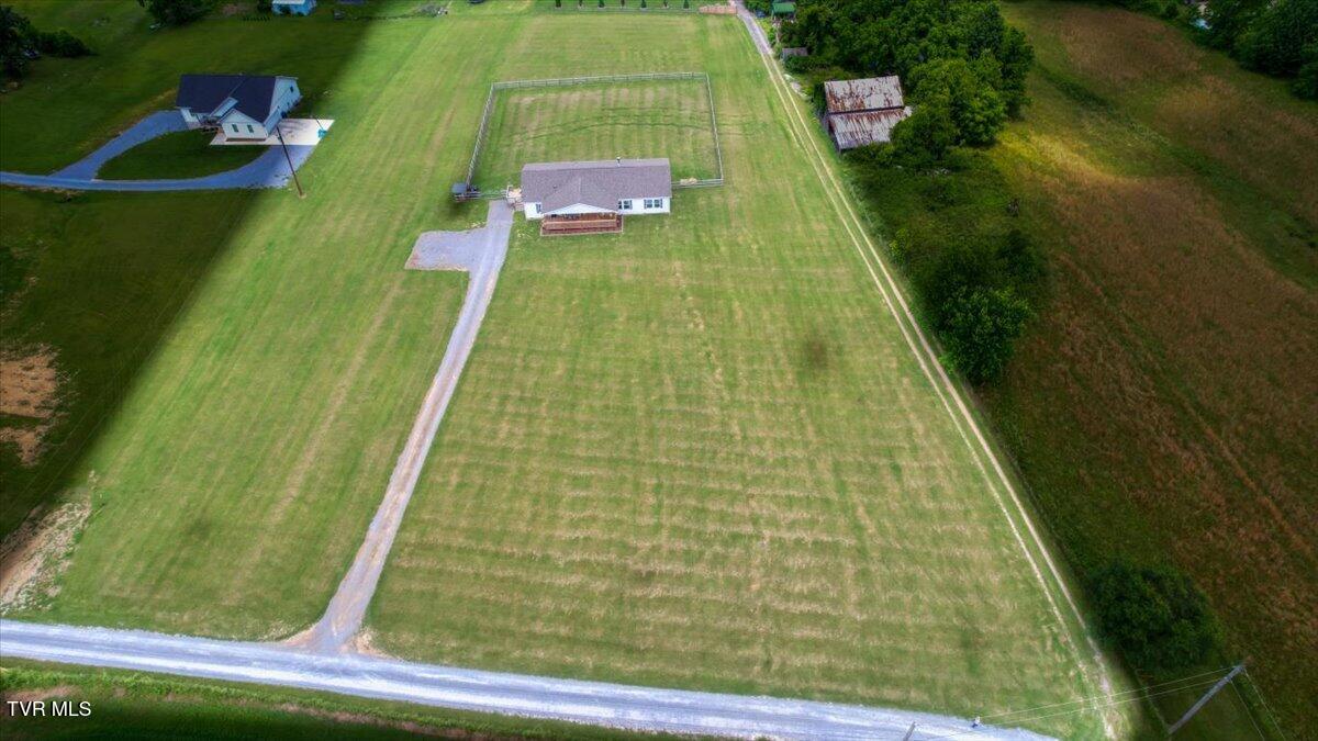 129 Twisted Ridges Road Elizabethton, TN 37643 - Photo 7 of 43 06-129TwistedRidges-5