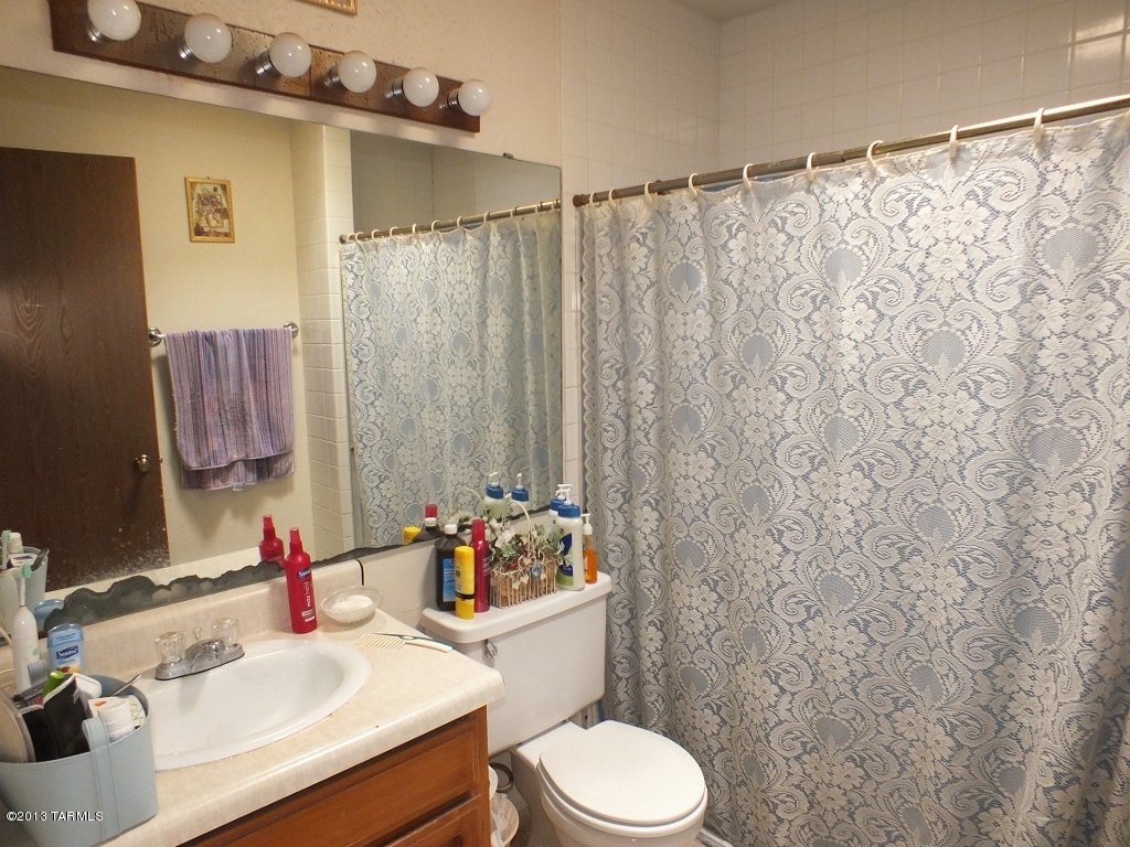 4315 East Allison Road Tucson, AZ 85712 - Photo 9 of 14