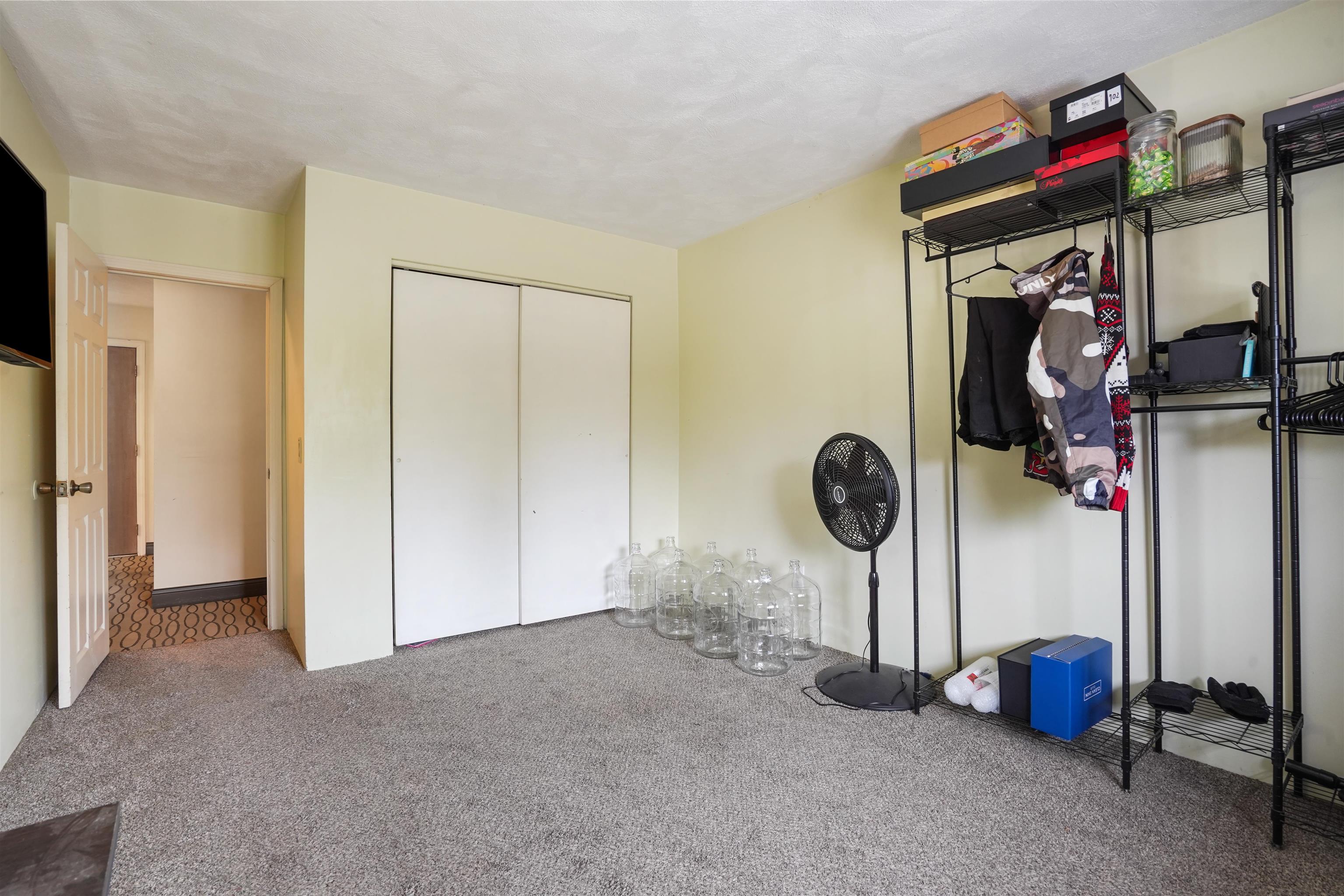 11 Strawberry Bank Road, Unit 17 Nashua, NH 03062 - Photo 10 of 17