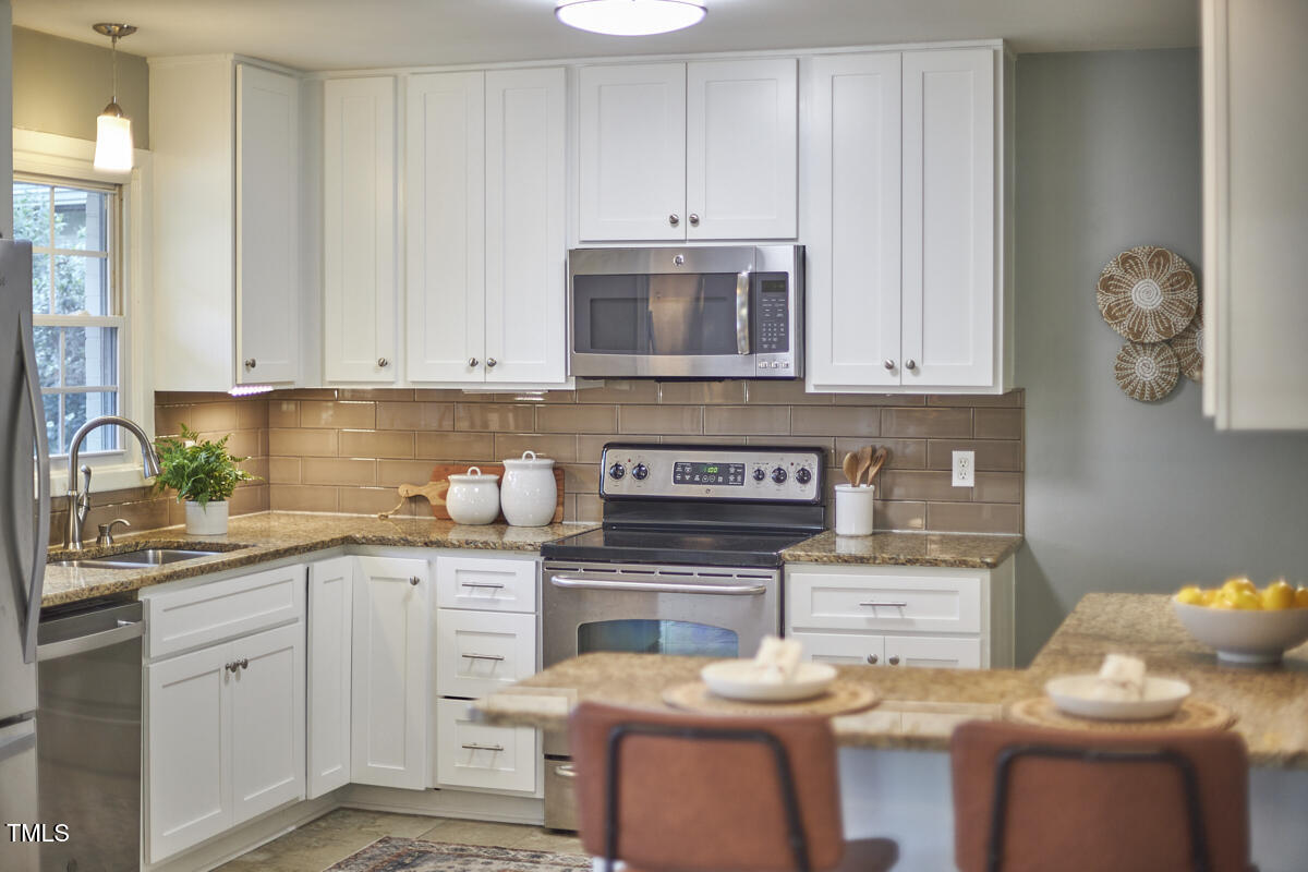 3529 Dixon Road Durham, NC 27707 - Photo 16 of 39 12a