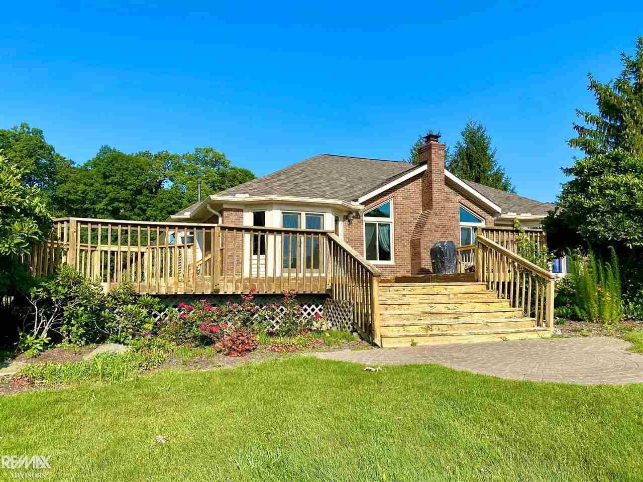 2326 Miller Road Memphis, MI 48041 - Photo 5 of 37