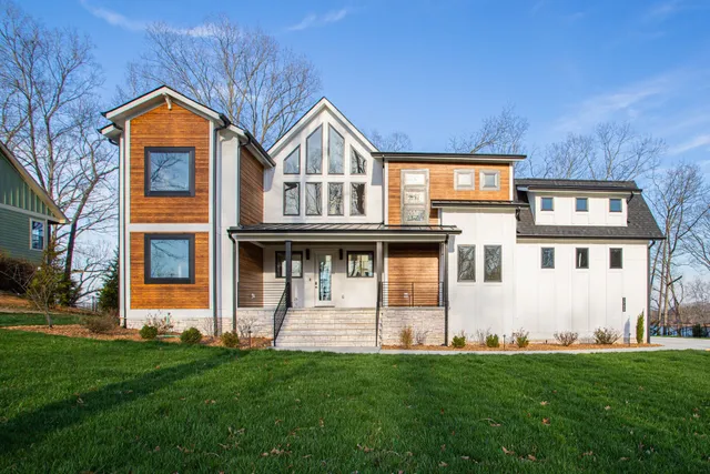 $1,599,000 | 1750 Awalt Drive, Winchester, TN 37398