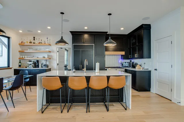 $1,599,000 | 1750 Awalt Drive, Winchester, TN 37398