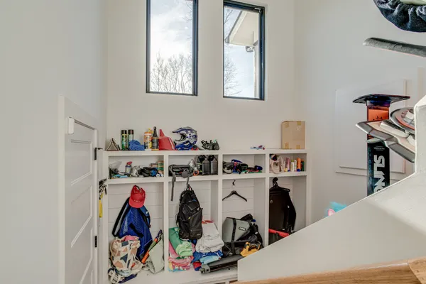 $1,599,000 | 1750 Awalt Drive, Winchester, TN 37398