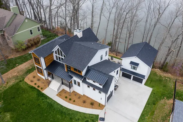 $1,599,000 | 1750 Awalt Drive, Winchester, TN 37398