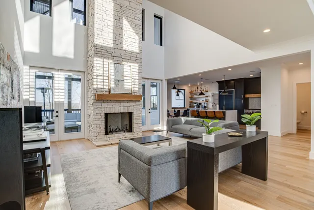 $1,599,000 | 1750 Awalt Drive, Winchester, TN 37398