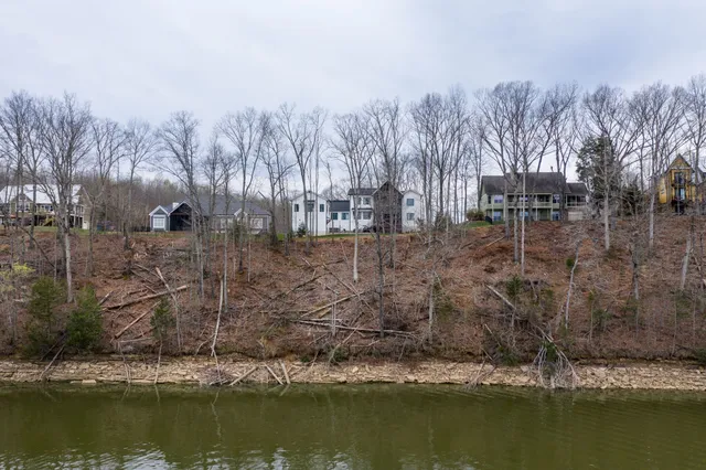 $1,599,000 | 1750 Awalt Drive, Winchester, TN 37398