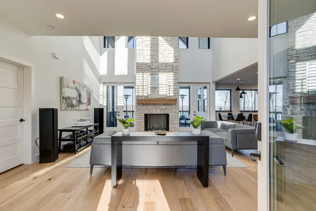 $1,599,000 | 1750 Awalt Drive, Winchester, TN 37398