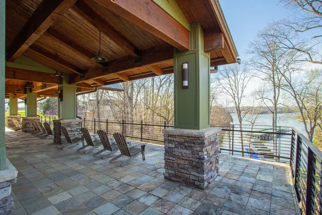 $1,599,000 | 1750 Awalt Drive, Winchester, TN 37398