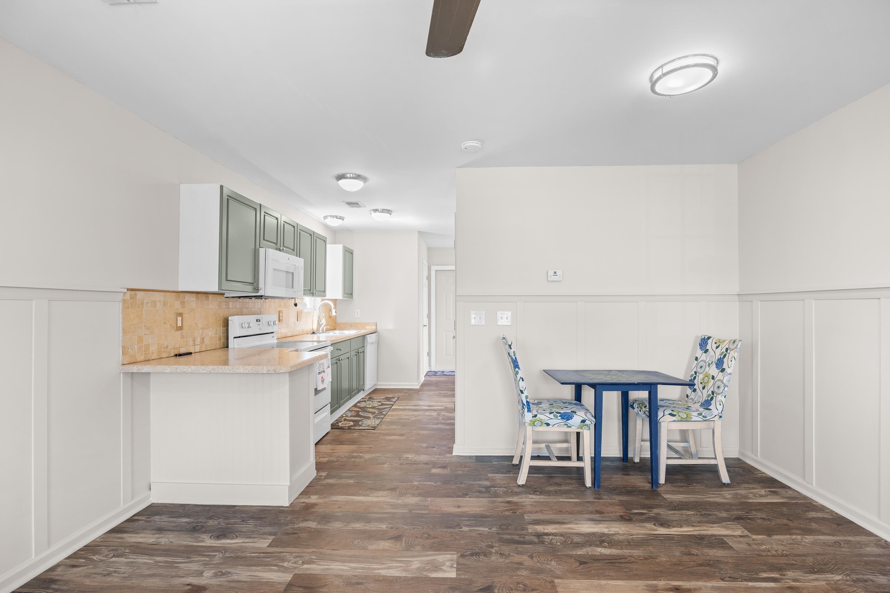 221 Addison Cottage Way Murrells Inlet, SC 29576 - Photo 20 of 36