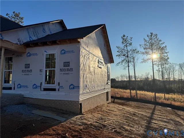 $324,900 | 4632 Country Club Road, La Crosse, VA 23950