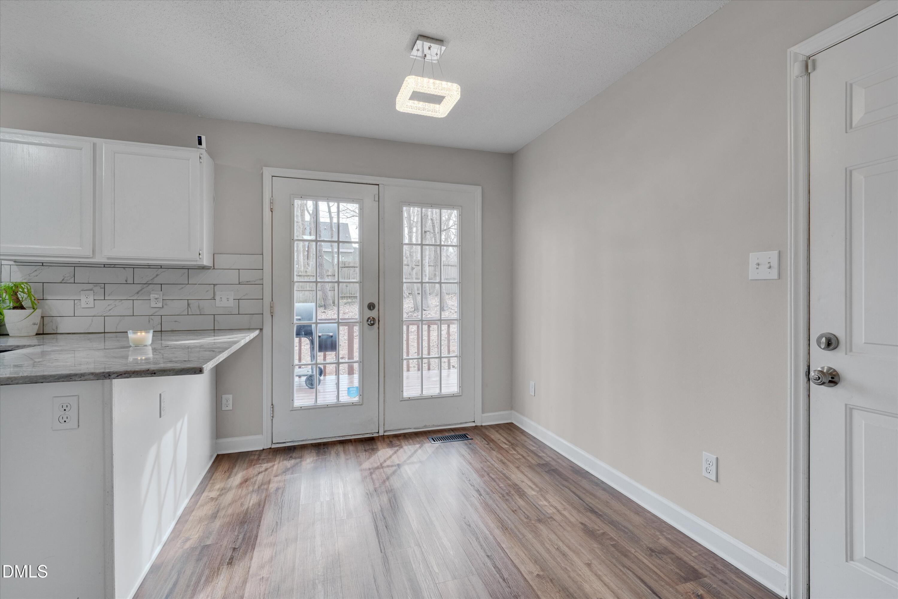 2704 Rockbridge Court Raleigh, NC 27604 - Photo 17 of 38 16-2704 Rockbridge-14