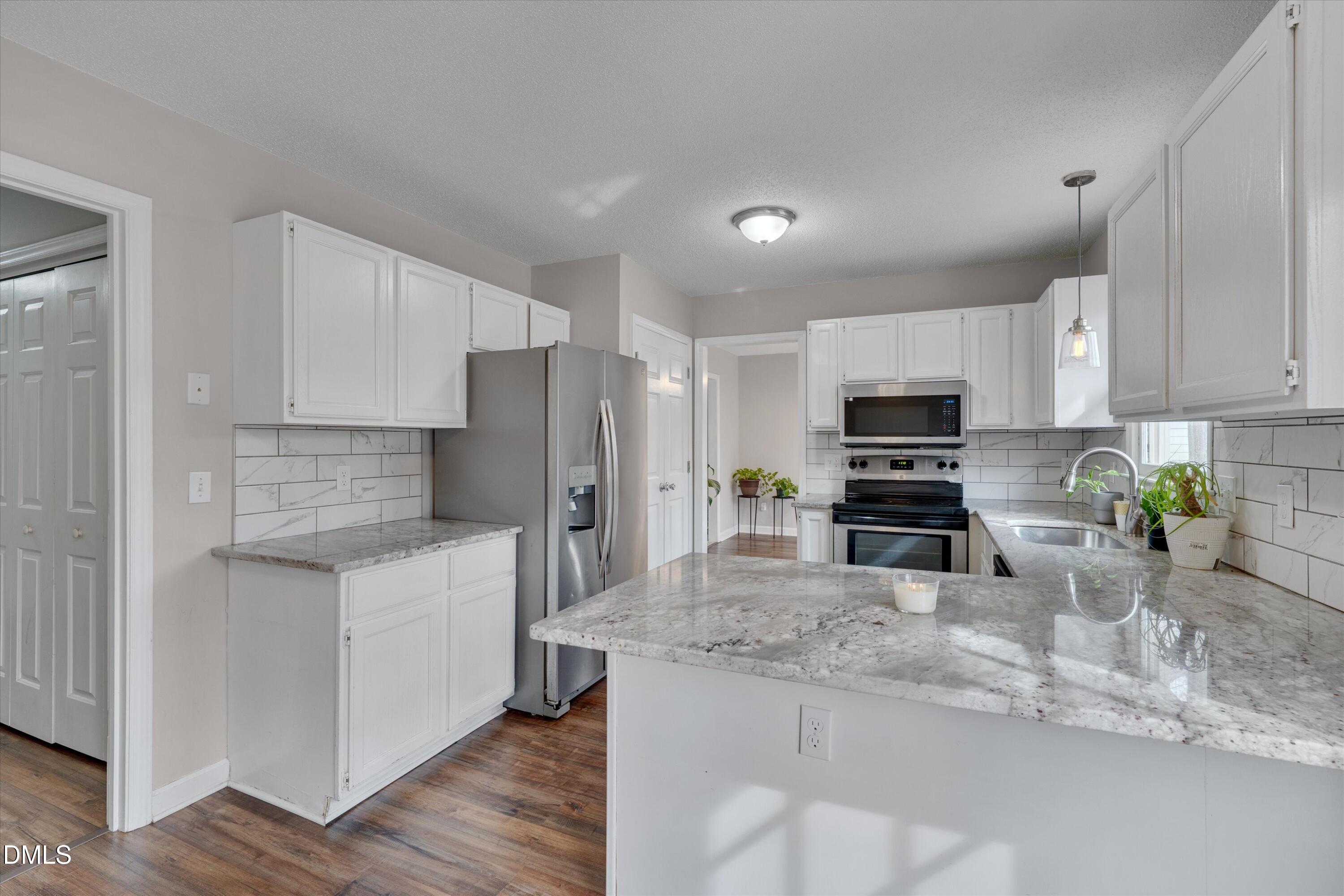 2704 Rockbridge Court Raleigh, NC 27604 - Photo 20 of 38 20-2704 Rockbridge-17