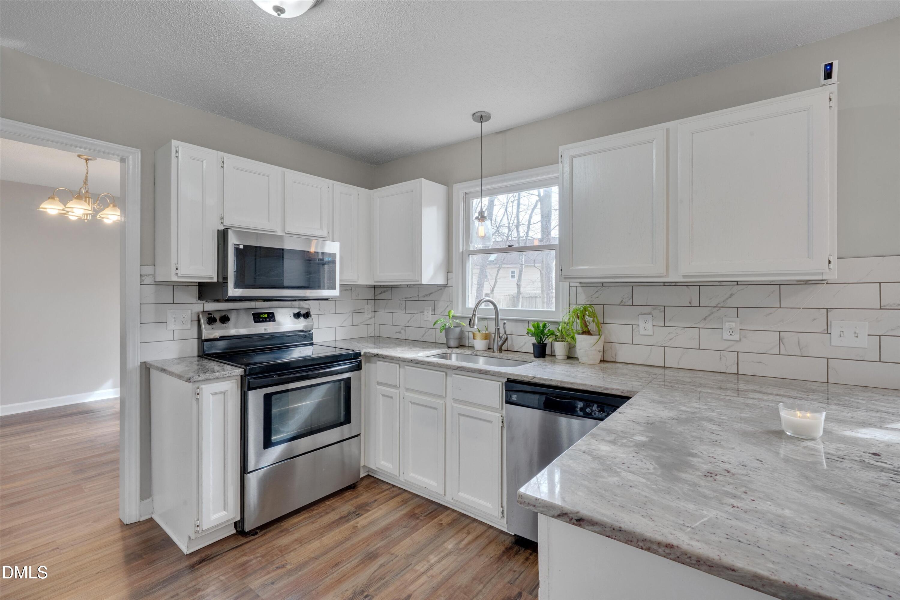 2704 Rockbridge Court Raleigh, NC 27604 - Photo 21 of 38 21-2704 Rockbridge-18