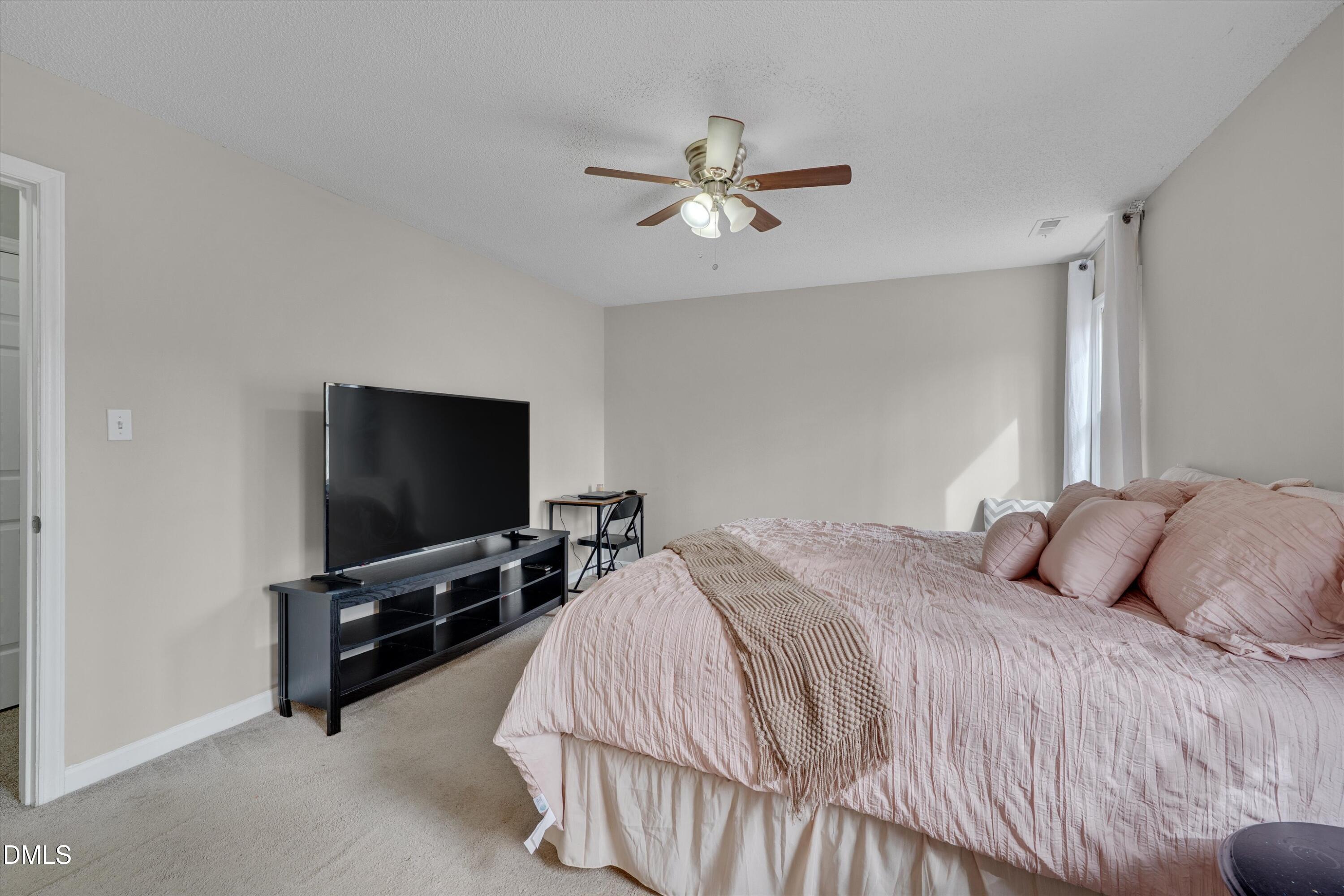 2704 Rockbridge Court Raleigh, NC 27604 - Photo 25 of 38 25-2704 Rockbridge-22