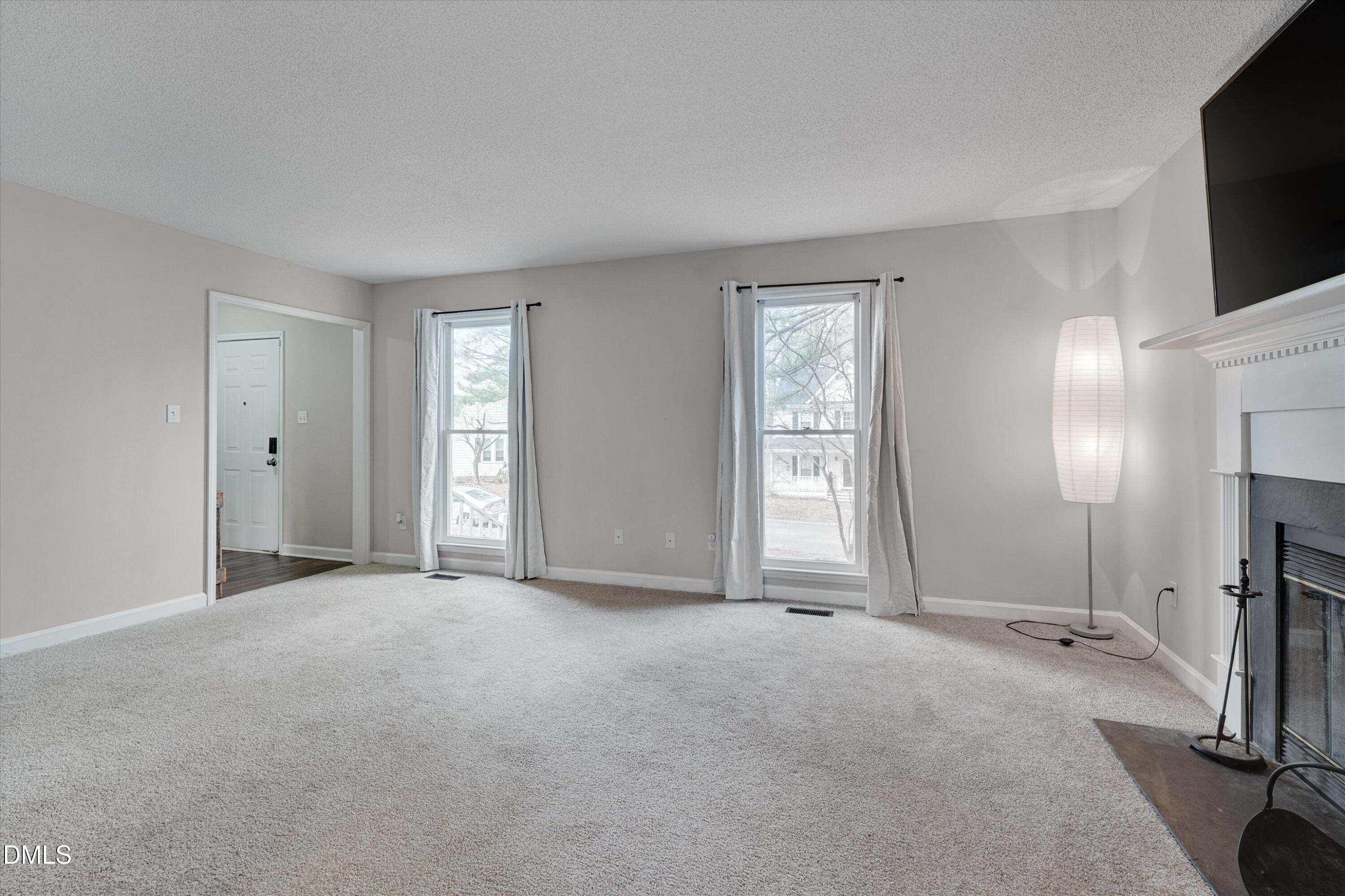 2704 Rockbridge Court Raleigh, NC 27604 - Photo 9 of 38 09-2704 Rockbridge-8