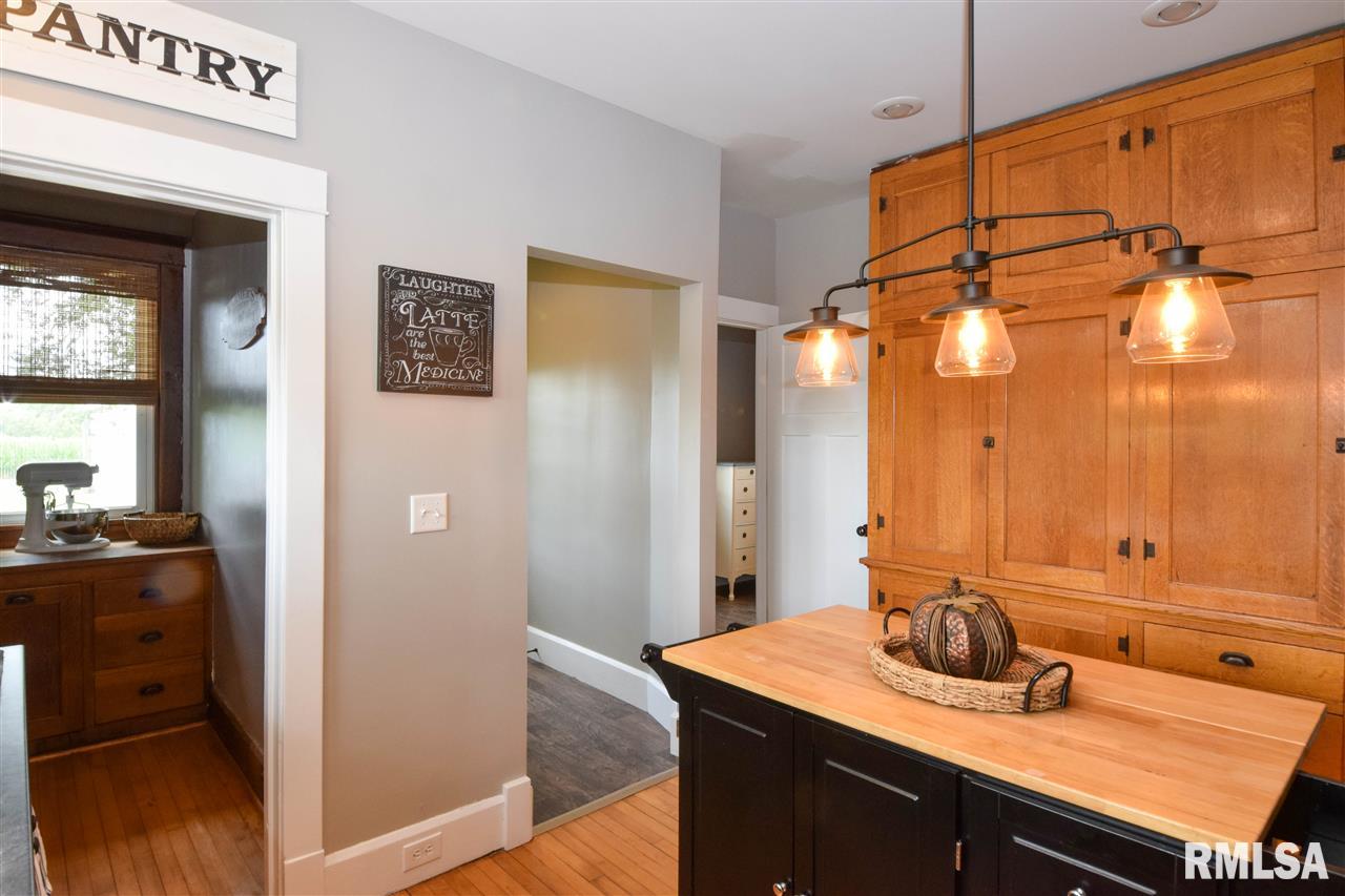 20801 North White Grove Road Princeville, IL 61559 - Photo 13 of 35 Gallery Image 13