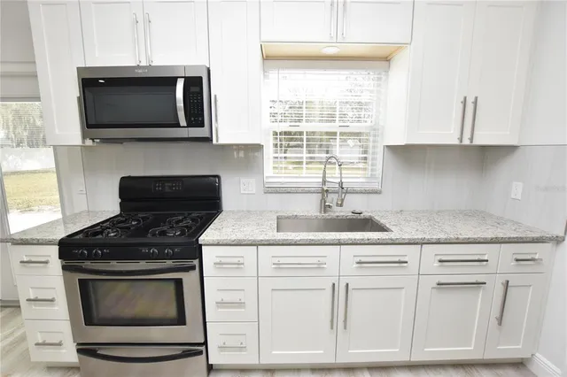 $1,800 | 4208 Ridge Road, Lakeland, FL 33811