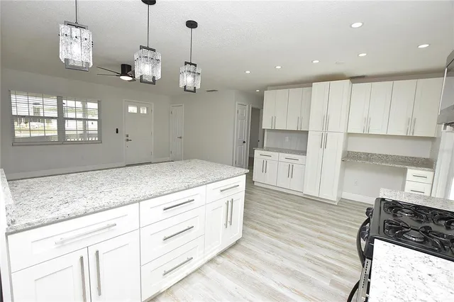 $1,800 | 4208 Ridge Road, Lakeland, FL 33811