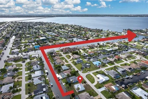 $475,000 | 2031 Southeast 25th Lane, Cape Coral, FL 33904
