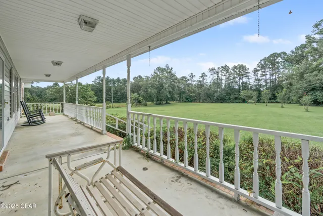 $699,999 | 2822 River Road, Vernon, FL 32462