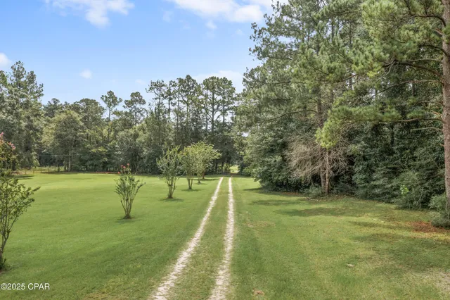 $699,999 | 2822 River Road, Vernon, FL 32462