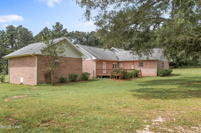 $699,999 | 2822 River Road, Vernon, FL 32462