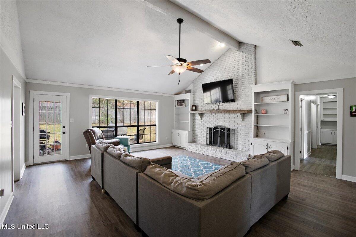 7 Treeway Drive Brandon, MS 39042 - Photo 4 of 20 06-HTP_0836