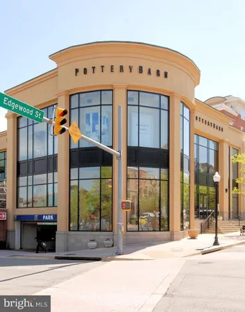 $2,925 | 900 North Garfield Street, Unit 2, Arlington, VA 22201